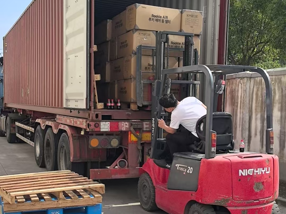 Container loading for OEM camping products shipment to South Korea