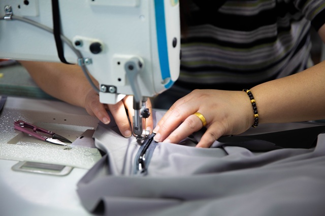 On-site manufacturing verification of automated cutting and equipment operations.