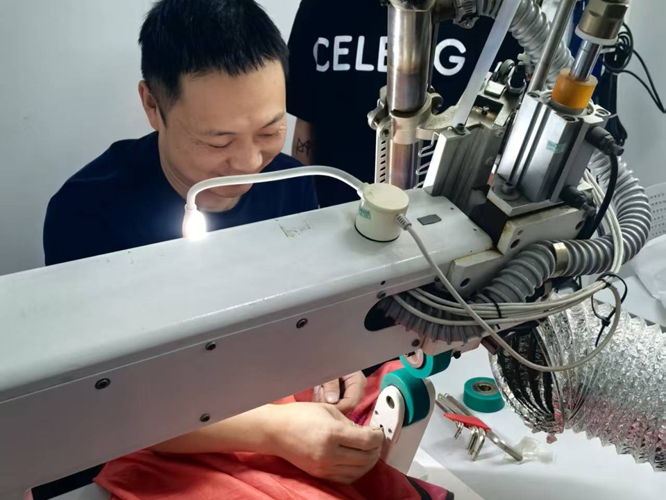 NastoCamp technical engineers assisting a Southeast Asian customer with equipment maintenance to support tent after-sales service